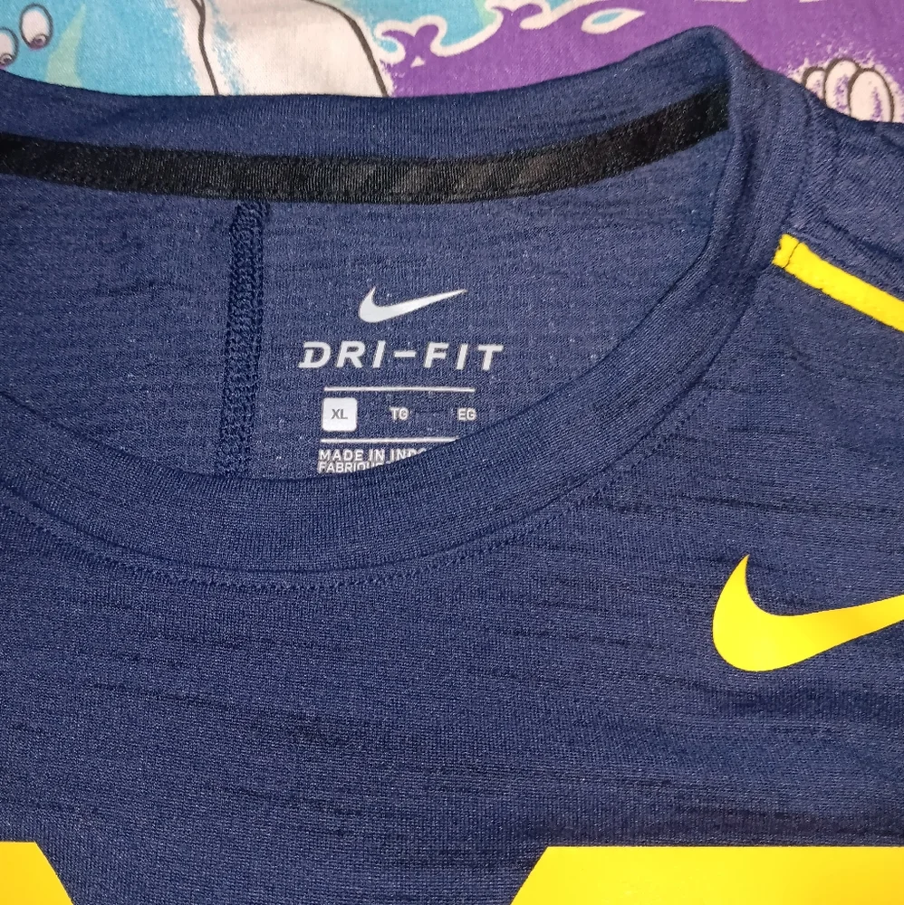 2014 Nike Dri Fit Michigan Wolverines Jersey Shirt U of M Tee - Picture 3 of 5